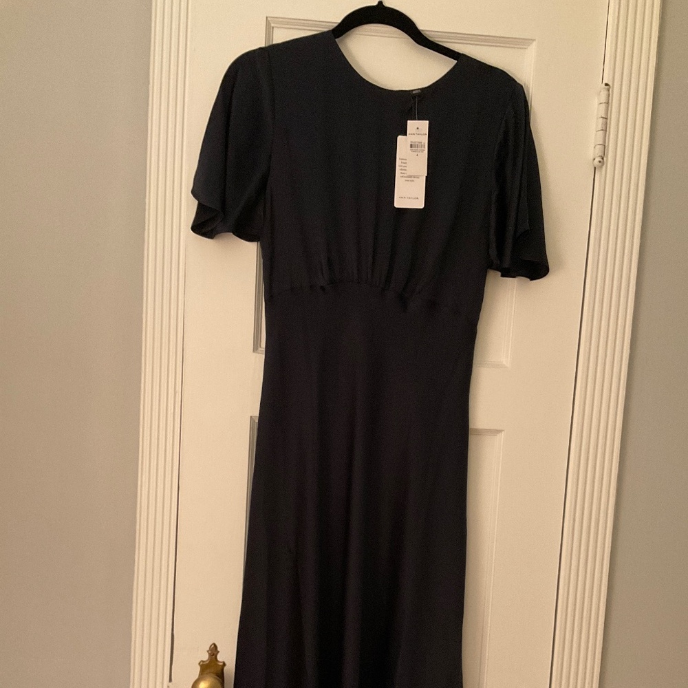 Women’s dress